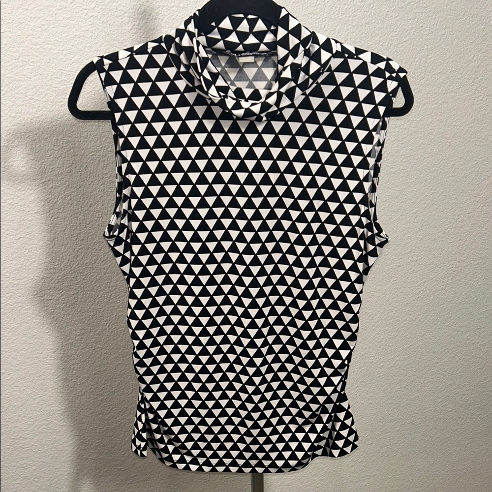 Karl Lagerfeld Monochrome Geometric Sleeveless Blouse